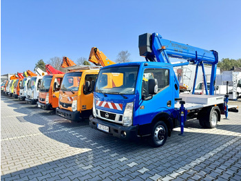 Nền bục trên không gắn trên xe tải NISSAN