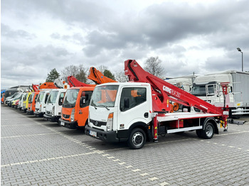 Nền bục trên không gắn trên xe tải NISSAN