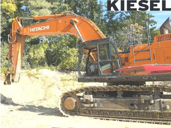 Máy xúc bánh xích HITACHI ZX690