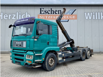 Xe tải nâng móc MAN TGA 26.430