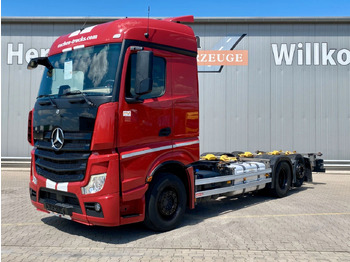 Xe chở container/ Xe tải hoán đổi thân MERCEDES-BENZ Actros 2546