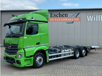 Xe chở container/ Xe tải hoán đổi thân MERCEDES-BENZ Actros 2542