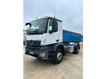 Xe đầu kéo MERCEDES-BENZ Arocs