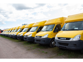 Xe tải nhỏ thùng kín IVECO Daily 35s11