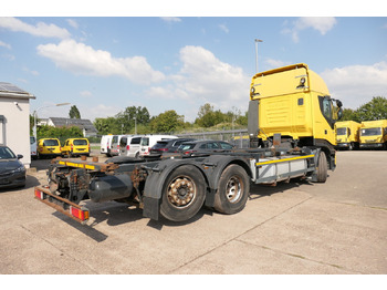 Xe chở container/ Xe tải hoán đổi thân IVECO Stralis