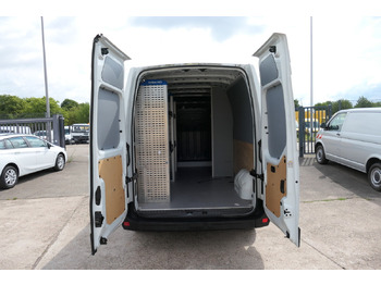Xe van chở hàng RENAULT Master