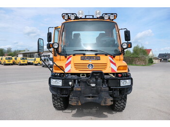 Xe tải thùng lửng/ Phẳng, Tiện ích/ Xe đặc dụng UNIMOG U400  405/12 AHK KLIMA ZAPFWELLE vorn SFZ KOMMUN: hình 2