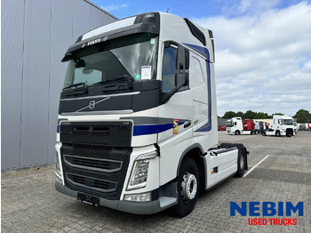 Xe đầu kéo VOLVO FH 460