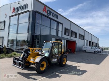 Xe nhấc hình viễn vọng kính JCB