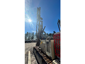 Máy đóng cọc COMACCHIO