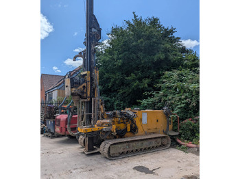 Máy đóng cọc KLEMM