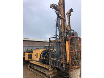 Máy đóng cọc KLEMM