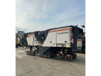 Máy lát nhựa đường WIRTGEN