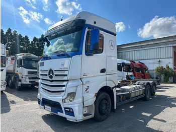 Xe tải khung gầm MERCEDES-BENZ Actros 2545
