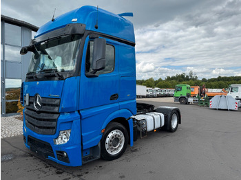 Xe đầu kéo MERCEDES-BENZ Actros 1845