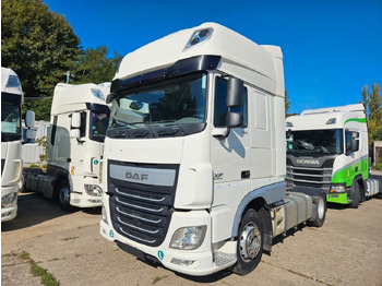 Xe đầu kéo DAF XF 460
