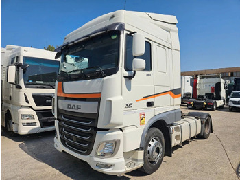 Xe đầu kéo DAF XF 460