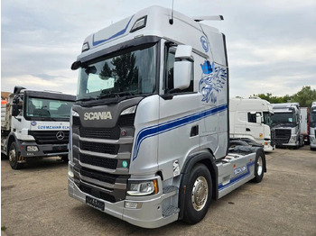 Xe đầu kéo SCANIA S 500