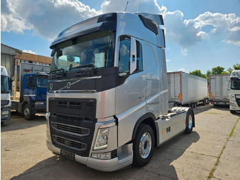 Xe đầu kéo VOLVO FH 500
