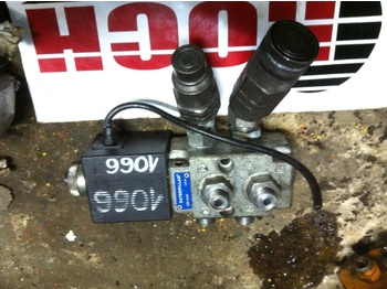 Van thủy lực CATERPILLAR