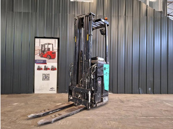 Máy xếp chồng CATERPILLAR