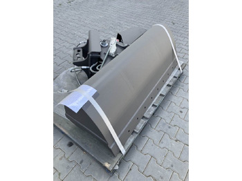 Máy xúc trước múc sau VOLVO