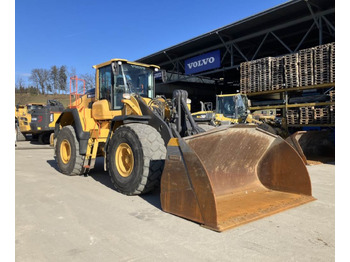 Máy xúc lật bánh lốp VOLVO L150H