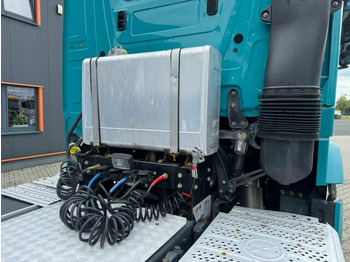 Xe đầu kéo Mercedes-Benz Arocs 2142 4x4H SZM Euro 6 Kipphydraulik: hình 4