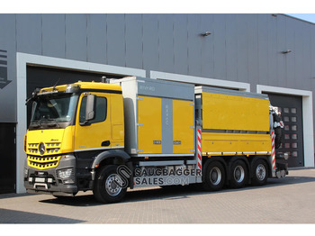 Xe tải chân không MERCEDES-BENZ Arocs