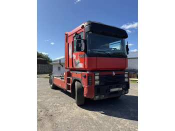 Xe đầu kéo RENAULT Magnum 440