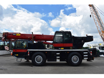 Cần cẩu mọi địa hình LIEBHERR LTM 1030/2