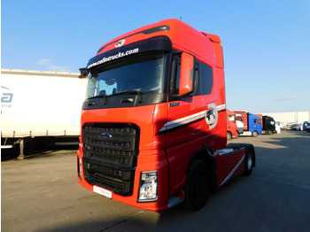 Xe đầu kéo FORD