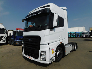 Xe đầu kéo FORD