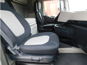 Xe đầu kéo Ford F max 4x2 scab e6 12s2620: hình 5