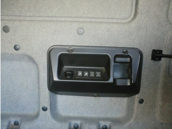 Xe tải hộp Iveco EuroTech 190E40 4x2 Euro Tech 190E40, Möbelkoffer, 49 cbm: hình 2 Xe tải hộp Iveco EuroTech 190E40 4x2 Euro Tech 190E40, Möbelkoffer, 49 cbm: hình 2