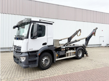 Xe tải chở thùng nhỏ MERCEDES-BENZ Actros 1832