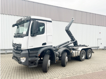 Xe tải nâng móc MERCEDES-BENZ Arocs 4142
