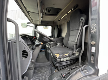Interior photo 1: Xe tải hộp Mercedes-Benz Atego 816 L 4x2 Atego 816 L 4x2 mit LBW, 4x Vorhanden!