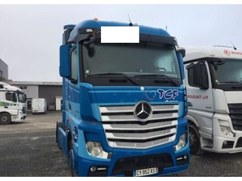Xe đầu kéo MERCEDES-BENZ