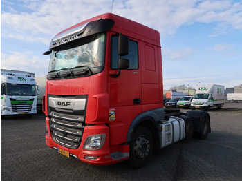 Xe đầu kéo DAF XF 450