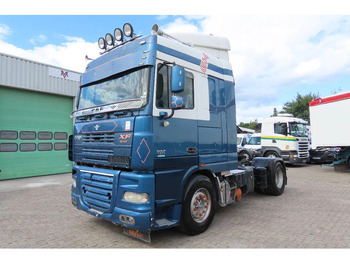 Xe đầu kéo DAF XF 95 530