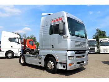 Xe đầu kéo MAN TGA 18.460
