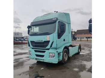 Xe đầu kéo IVECO Stralis