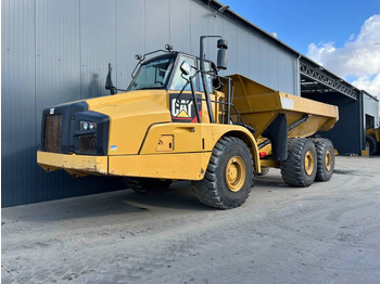 Xe ben đổ có khớp nối CATERPILLAR