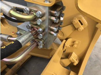 Đính kèm cho Máy móc xây dựng mới Cat D7H: hình 5 Đính kèm cho Máy móc xây dựng mới Cat D7H: hình 5