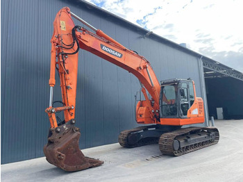 Máy xúc bánh xích DOOSAN DX235LCR