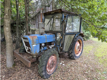 Máy cày FORD