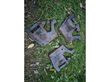 Đối trọng KUBOTA