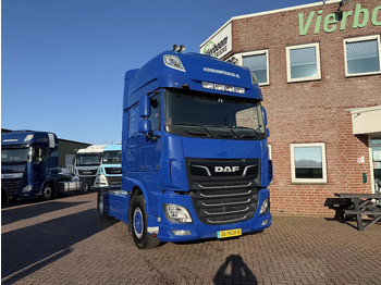 Xe đầu kéo DAF XF 440