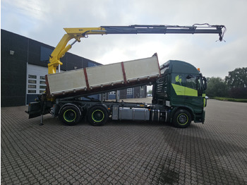 Xe chở container/ Xe tải hoán đổi thân, Xe cẩu tự hành Iveco Stralis 560 6x4: hình 4